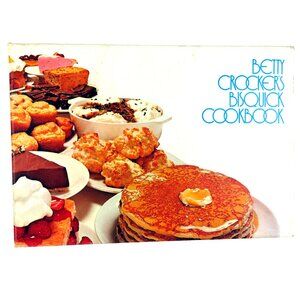 Betty Crocker's Bisquick Cookbook 7 Mini Cookbooks in One 1977 General Mills HB